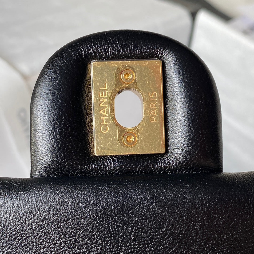 Chanel - Luxury Bag - CHL - 383
