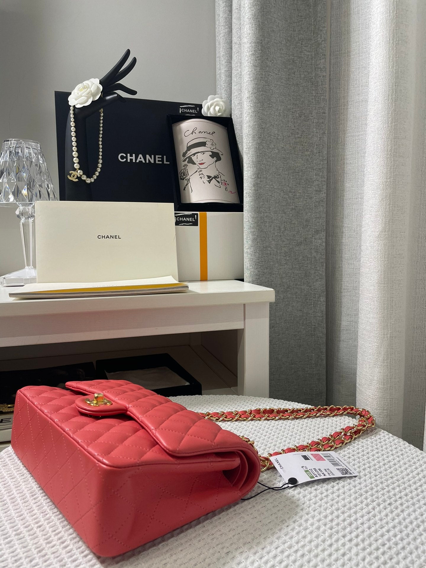 Chanel - Luxury Bag - CHL - 392