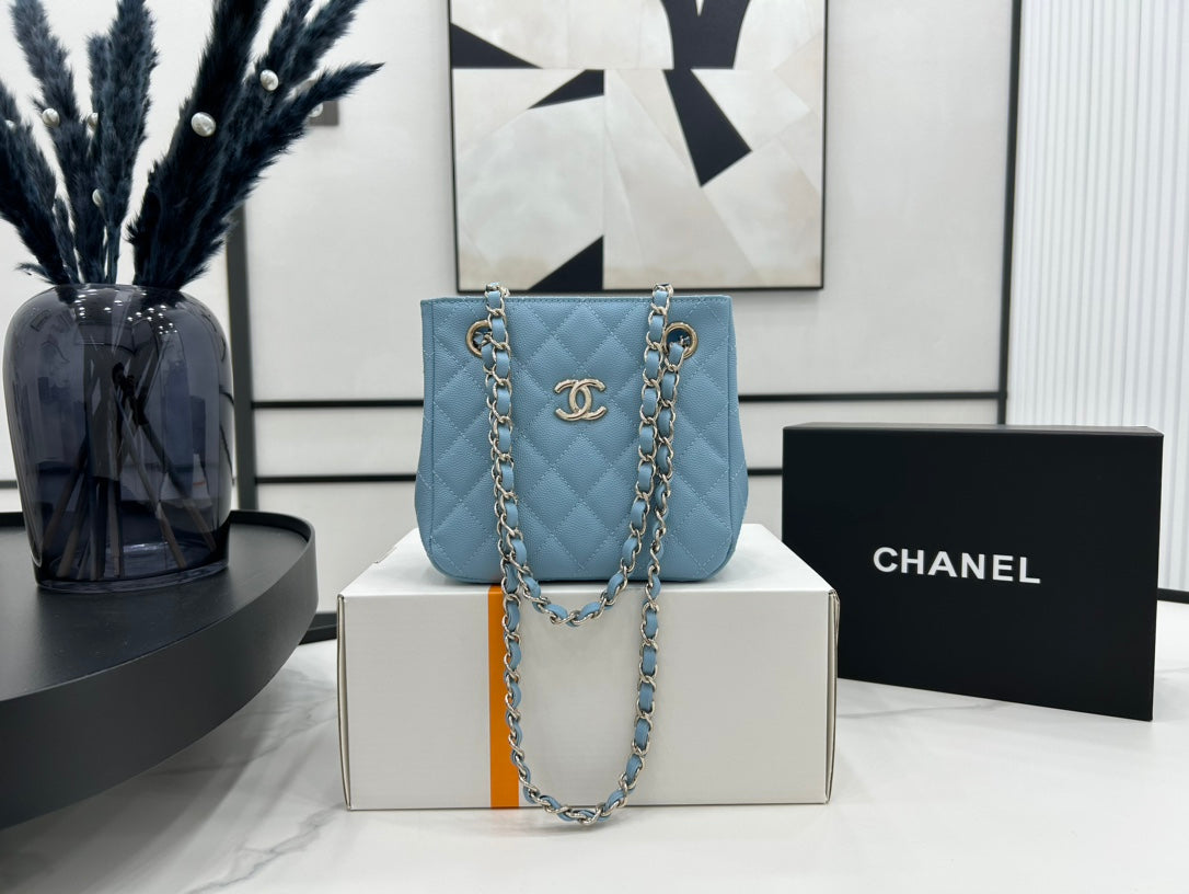 Chanel - Luxury Bag - CHL - 305