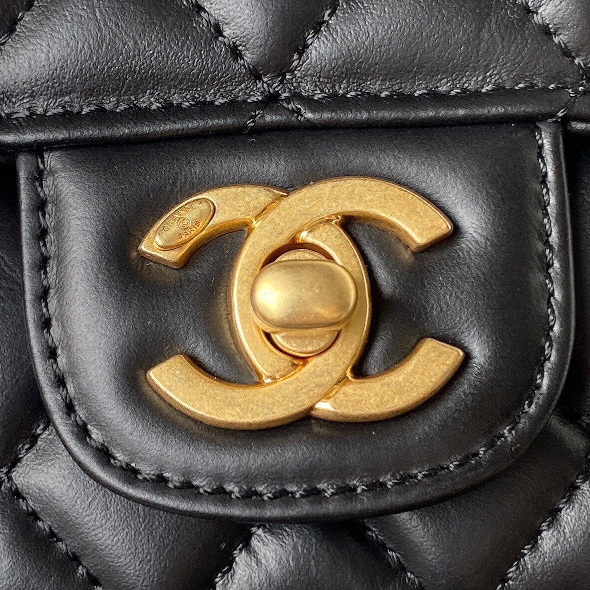 Chanel - Luxury Bag - CHL - 234