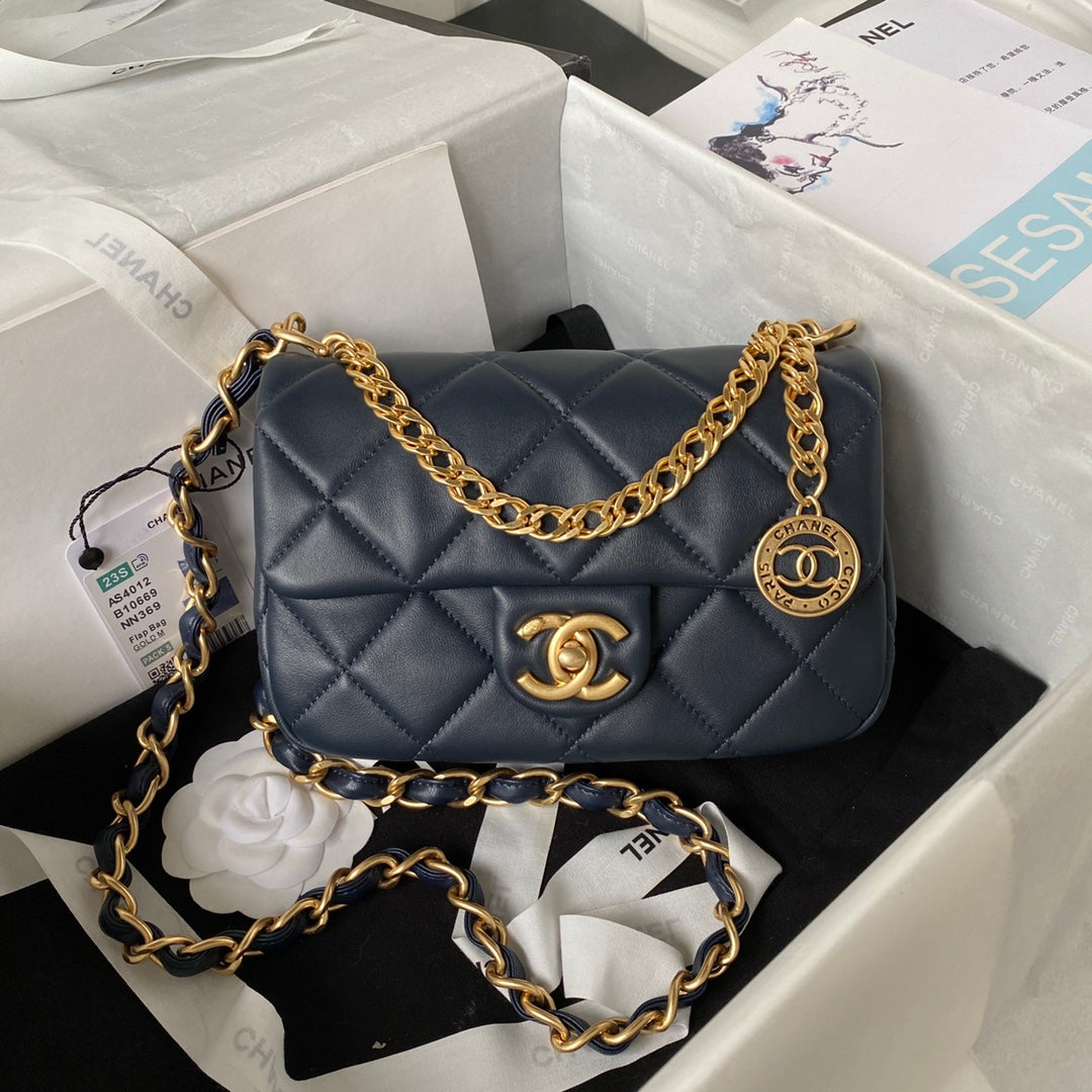 Chanel - Luxury Bag - CHL - 212