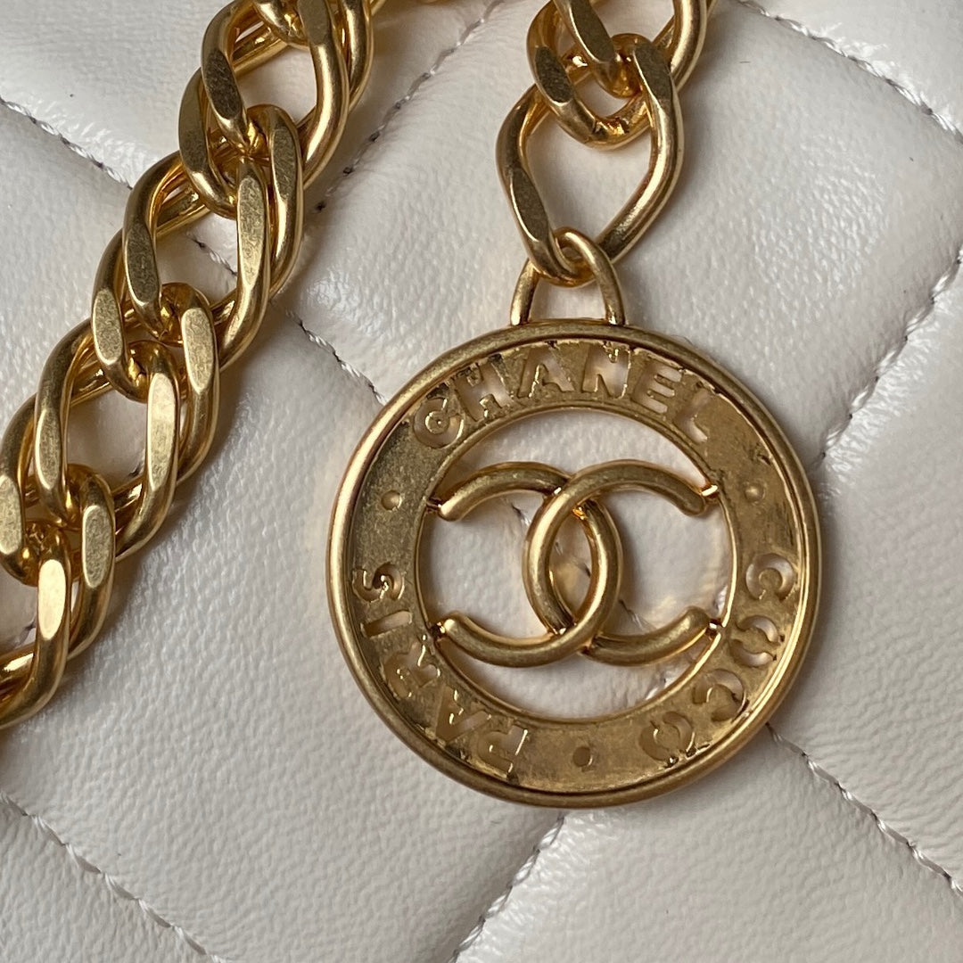 Chanel - Luxury Bag - CHL - 211