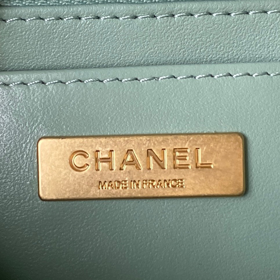 Chanel - Luxury Bag - CHL - 215