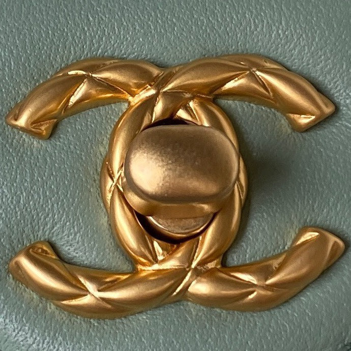 Chanel - Luxury Bag - CHL - 215