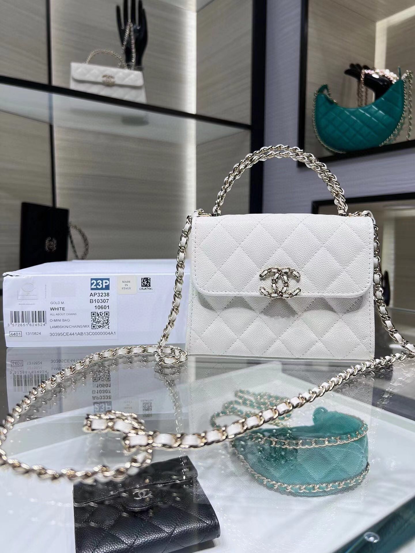 Chanel - Luxury Bag - CHL - 194